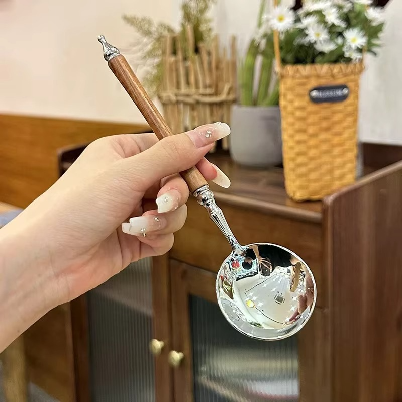 Stylish Famous Spoon-6pcs